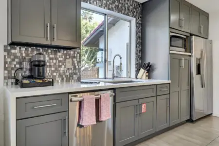 100257 383135 5 CRsJv KK4MnilTBrYLwX83QH29fpom8IyUgoPfur0 6803f9d54e2fa.jpg